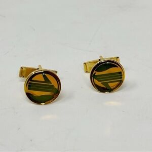 Men’s Set Of Two Gold Tone Cuff Links 1/2” Diameter Green Enameled Design